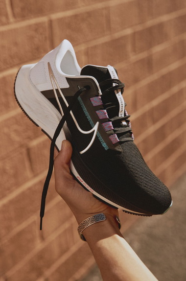 NIKE AIRE ZOOM PEGASUS